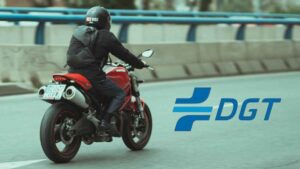 Cambio de rumbo en la DGT: preocupación entre los conductores por la compatibilidad entre el carnet B y las motos de 125