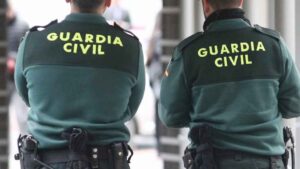 La Guardia Civil pide máxima precaución por el aumento de fraudes digitales en Navidad
