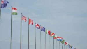 Ni inglés ni ruso: estos son los 2 idiomas que arrasan en salarios en España en 2025 y que casi nadie esperaba