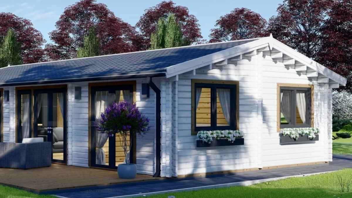 Casa prefabricada de madera de 75 metros con terraza y grandes ventanales mostrada en exterior durante el día