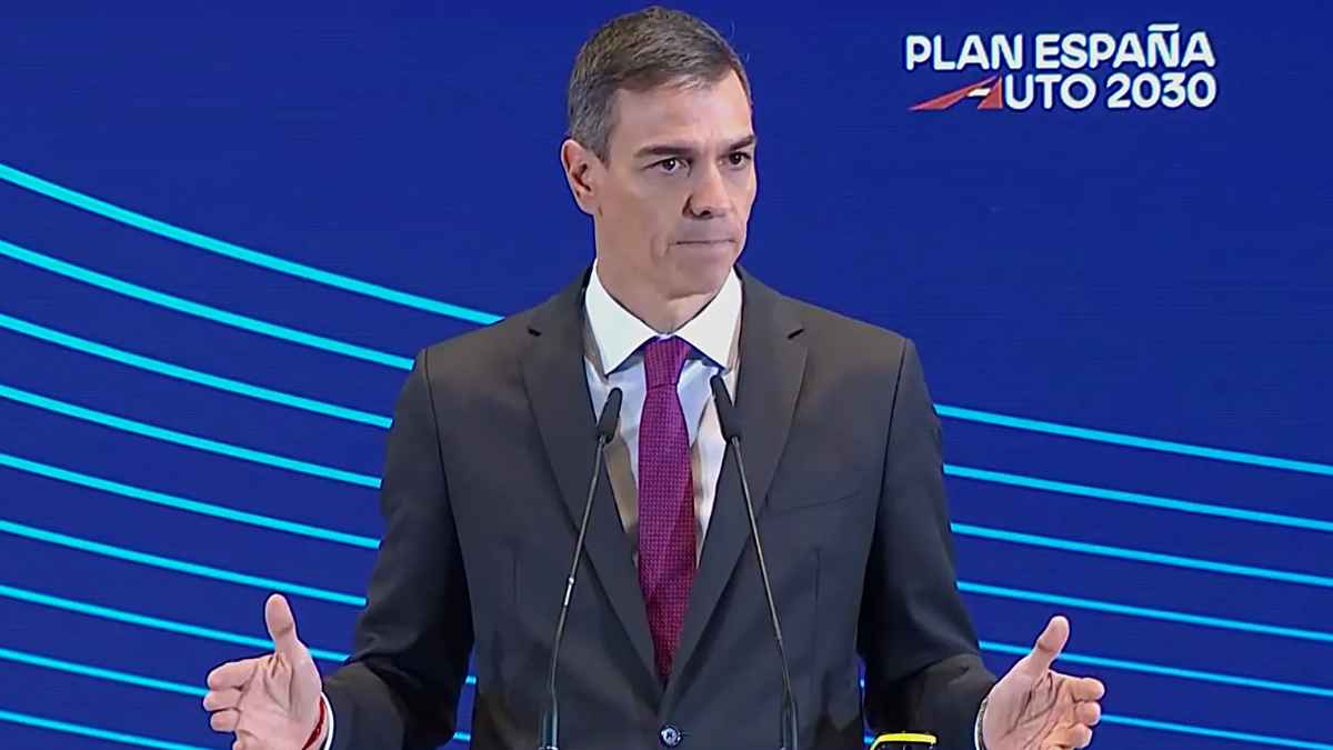 Intervención institucional del Gobierno durante la presentación del nuevo plan estatal de pagos directos para conductores