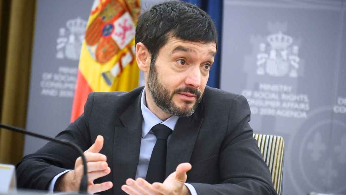 Pablo Bustinduy Amador durante una comparecencia sobre políticas de la Seguridad Social