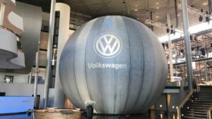 Volkswagen echa el cierre por primera vez a una de sus fábricas de coches y afecta a 225 trabajadores