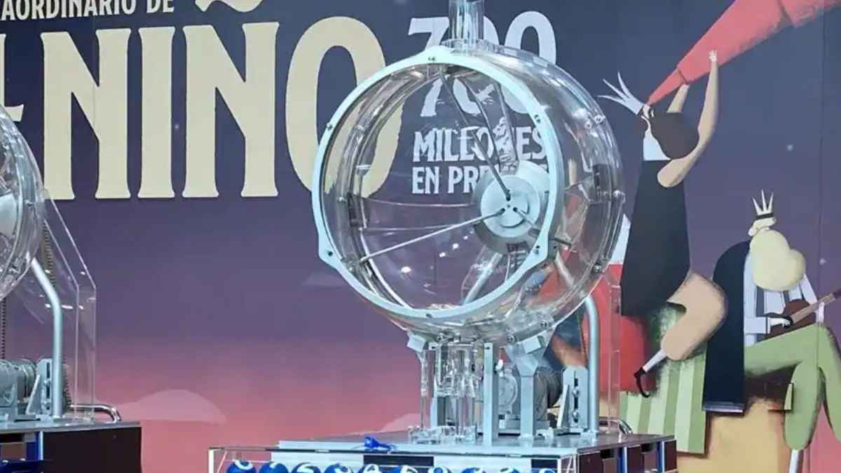 Bombos del Sorteo del Niño durante el sorteo oficial de Loterías y Apuestas del Estado en Madrid