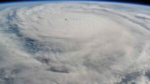 La AEMET alerta de un miércoles negro por la borrasca Kristin que avanza sin freno y pone en jaque a millones de personas