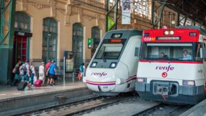 Renfe lanza PaseVía para evitar billetes perdidos y abaratar los desplazamientos diarios: ahorra hasta 3.600 euros