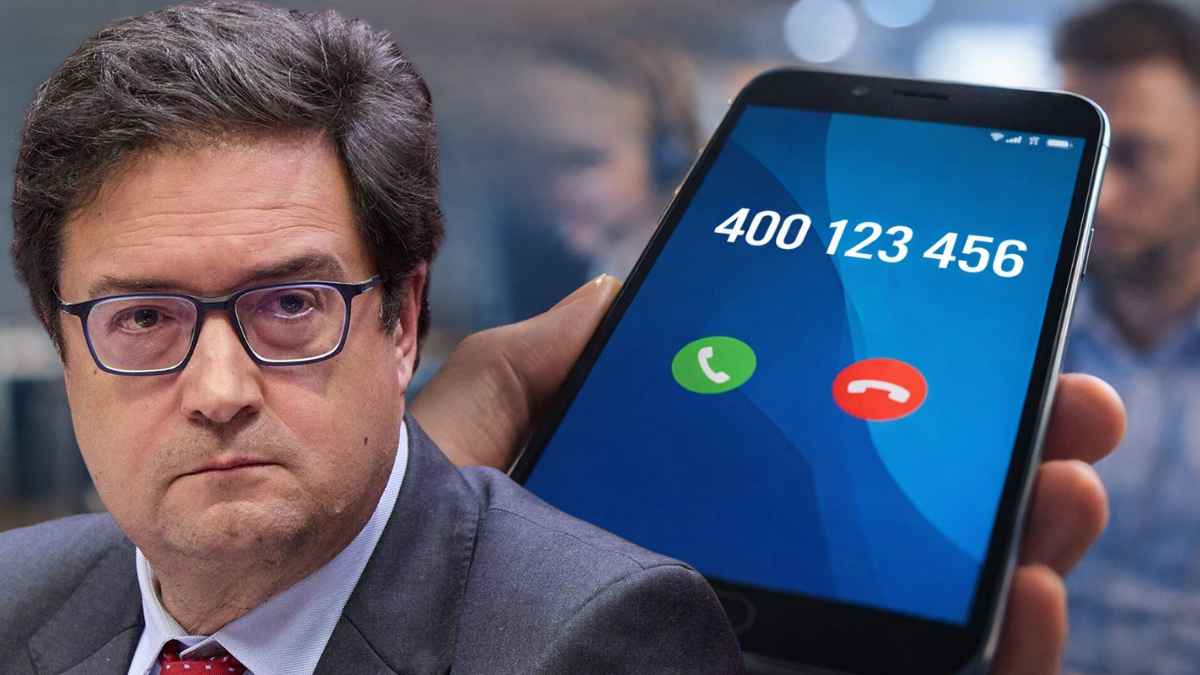 Responsable del Gobierno junto a un móvil con una llamada entrante “400 123 456”, el prefijo propuesto para identificar llamadas comerciales