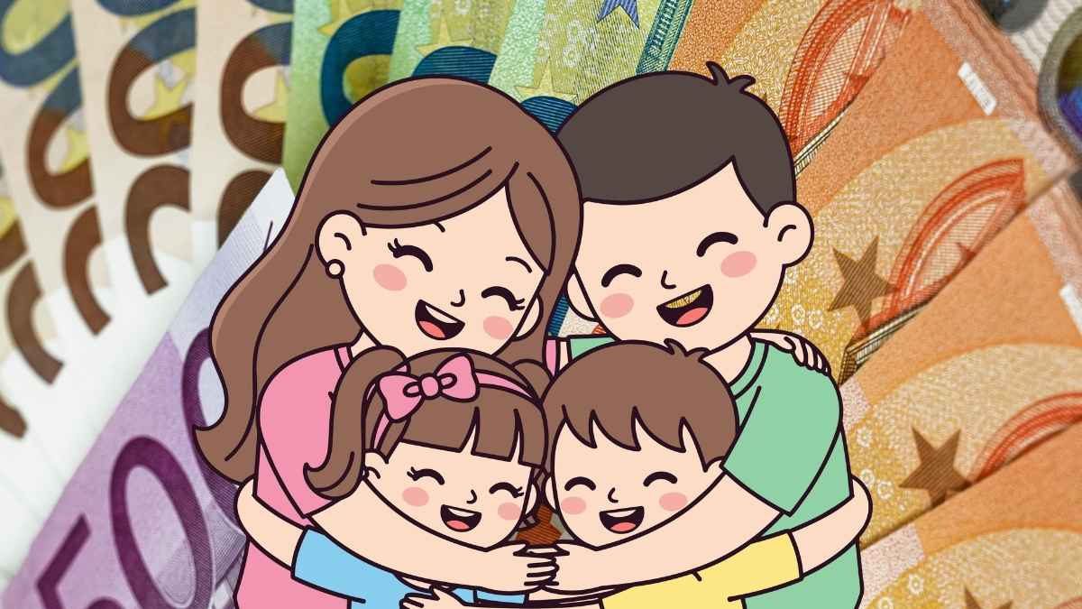Ilustración de una familia con dos hijos sobre billetes de euro por la ayuda de 2.400 euros anuales por menor a cargo