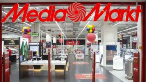 MediaMarkt deberá indemnizar con 7.251 euros a una trabajadora por un protocolo que obligaba a mostrar el bolso e IMEI del móvil cada día