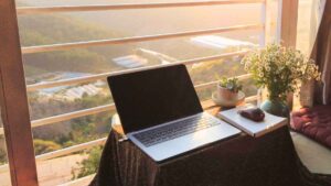 Qué calendario de festivos se aplica si teletrabajas en tu empresa