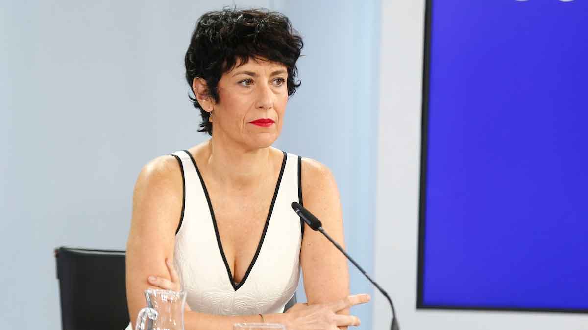 Elma Saiz, ministra portavoz, anuncia la reforma para la jubilación anticipada de personas con discapacidad