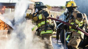 El BOE activa un nuevo sistema para que ciertos trabajadores puedan jubilarse antes de los 67 años y sin perder pensión