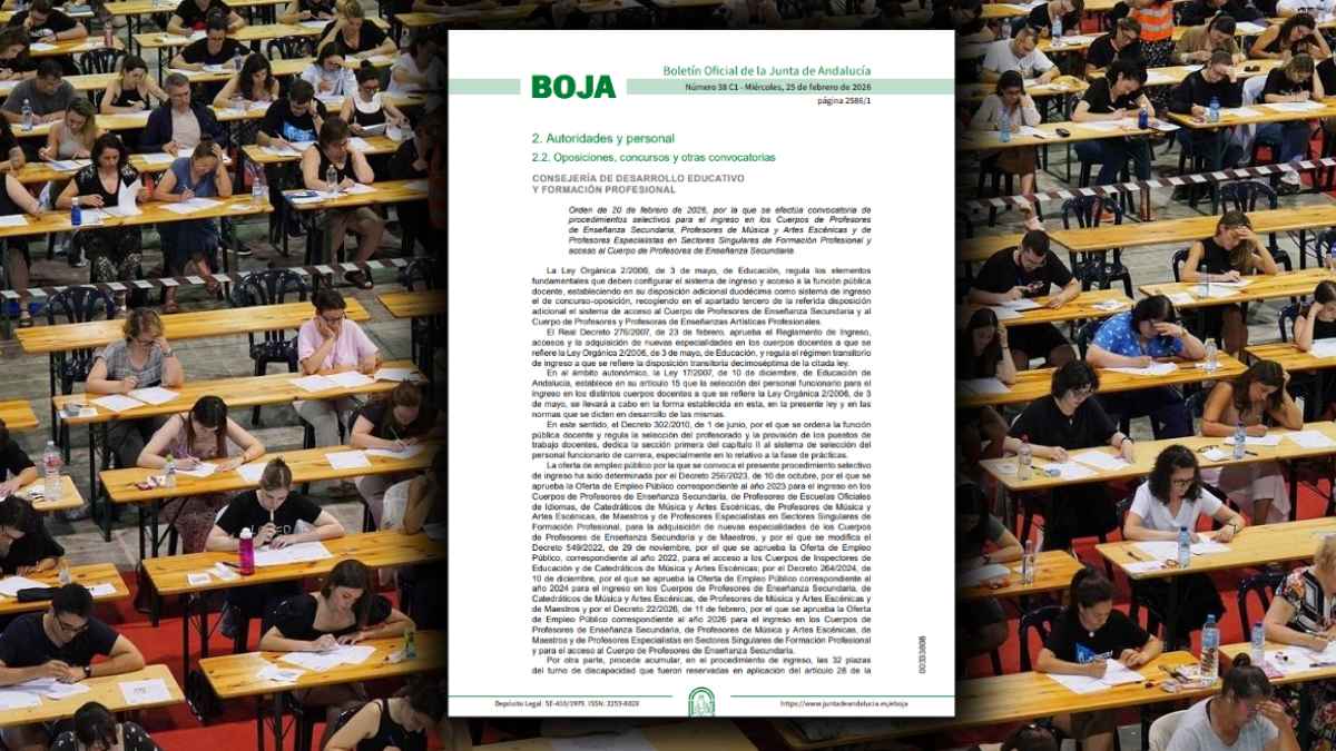 Aspirantes durante un examen de oposiciones de profesores en Andalucía junto al documento oficial del BOJA