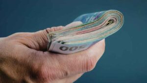 La Justicia obliga a devolver 17.143,29 euros a un pensionista por cobrar la pensión de jubilación y una incapacidad temporal