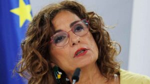 Renta 2025-2026 con 30 deducciones autonómicas nuevas y un aviso clave para no perder beneficios fiscales