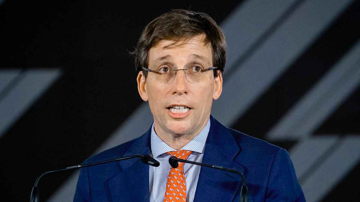 José Luis Martínez-Almeida en una comparecencia sobre las multas de la ZBE en Madrid