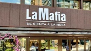La Mafia se sienta en la mesa cambia de nombre: la cadena pasará a llamarse La Famiglia tras 25 años