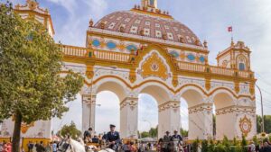 Difundir vídeos de personas ebrias en la Feria de Abril (Sevilla) no saldrá gratis y avisan de multas de hasta 10.000 euros