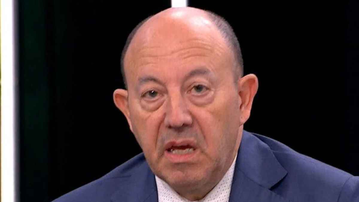 Gonzalo Bernardos durante una intervención en televisión sobre el impacto del aumento de las pensionesGonzalo Bernardos durante una intervención en televisión sobre el impacto del aumento de las pensiones