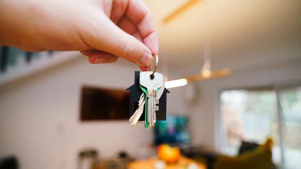 Entrega de llaves de una vivienda de alquiler antes de recuperar la fianza