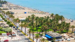 Torremolinos activa la prohibición del baño en Los Álamos por seguridad sanitaria