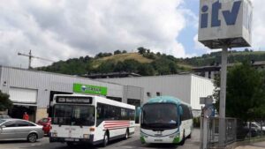 Los datos de AECA-ITV confirman por qué los autobuses fallan tanto en la inspección técnica