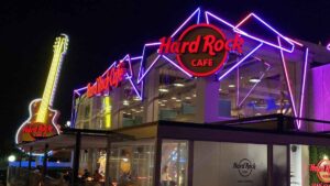 El primer Hard Rock Café que abre en un parque temático europeo estará en PortAventura (Tarragona)