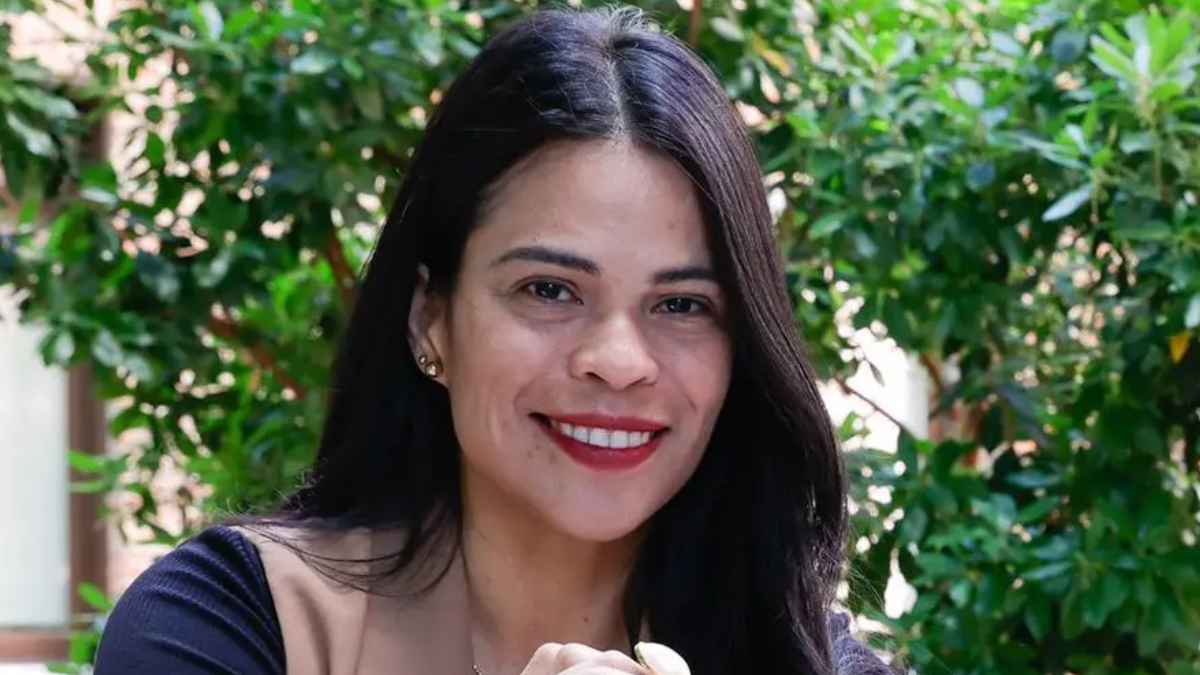 Laurent Vargas, colombiana residente en Madrid, reflexiona sobre la implicación de los padres en la crianza en España