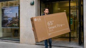 Si tu banco te regala dinero, una televisión o un móvil, puede parecer un chollo pero Hacienda te espera en la declaración del la Renta