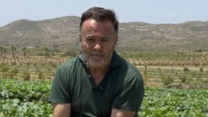 Un agricultor carga contra la diferencia de precios entre el campo y el supermercado por el caso de las cebollas