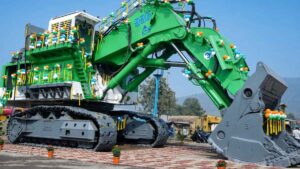 Una excavadora minera gigante de 12 metros y 650 toneladas pasa del diésel a ser 100% eléctrica