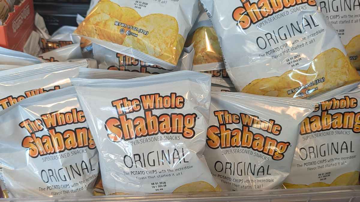 Patatas fritas The Whole Shabang en bolsas blancas, el snack que solo se vendía en cárceles de Estados Unidos