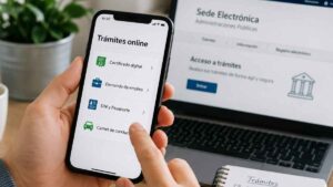 Así puedes utilizar tu móvil para renovar el certificado digital, sellar el paro o adelantar otros trámites oficiales