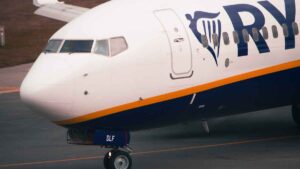 Ryanair cambia su política de asientos y permitirá a las familias sentarse juntas sin pagar un extra