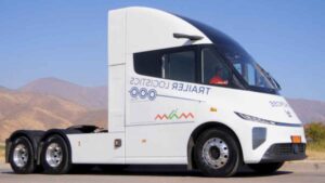 El dueño de Trailer Logistics asegura que el camión eléctrico ya iguala e incluso supera al diésel en costes