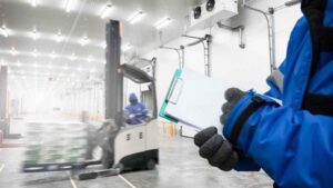 Cinco profesiones sin carrera que ofrecen estabilidad laboral y salarios por encima de la media