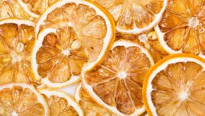 Si los limones se te secan no los desperdicies porque todavía puedes sacarles mucho partido