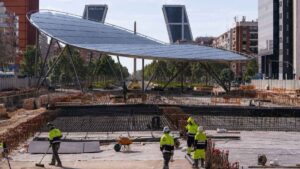 Madrid prepara un nuevo parque de 70.000 metros cuadrados con una enorme estructura solar de 35 metros