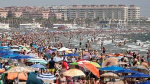 La solución italiana contra la masificación de las playas en España ya se ha aplicado en este rincón de Galicia