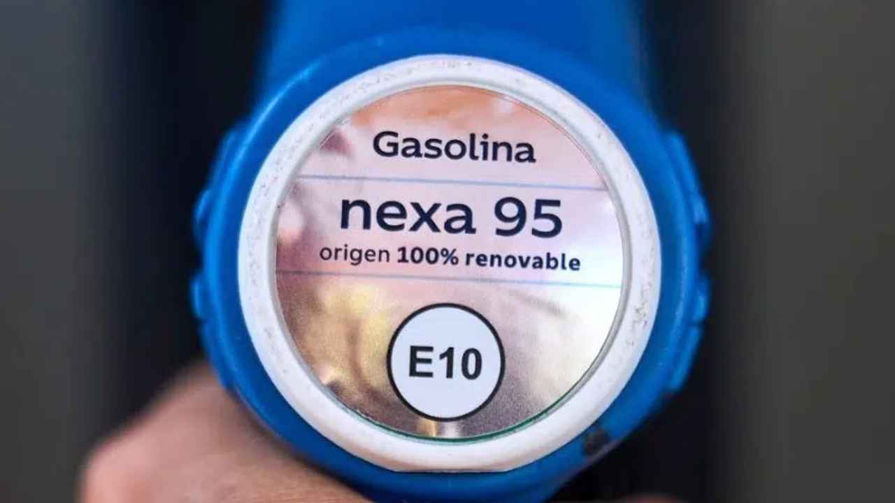 Surtidor de gasolina Nexa 95 de origen 100% renovable