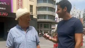 Tras 44 años cotizados como taxista, Antonio explica por qué ahora prefiere no hacer nada