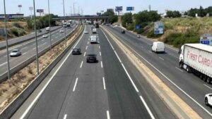 La DGT prueba el Bus-VAO de la A-2 y exige dos ocupantes en los turismos para evitar multas de 200 euros