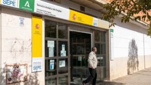 El SEPE deja de cotizar por mayores de 52 años si aceptan un empleo a jornada completa
