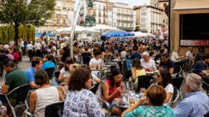 España cambia las reglas frente al calor en la hostelería y esto es lo que puede pasar con las terrazas