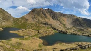 Dos lagos del Pirineo vuelven a tener agua cristalina tras años dominados por peces invasores