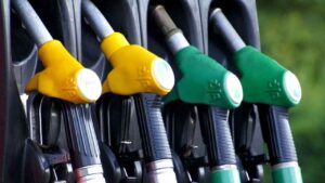 Hasta 900 euros por vehículo para transportistas que quedan fuera del gasóleo profesional