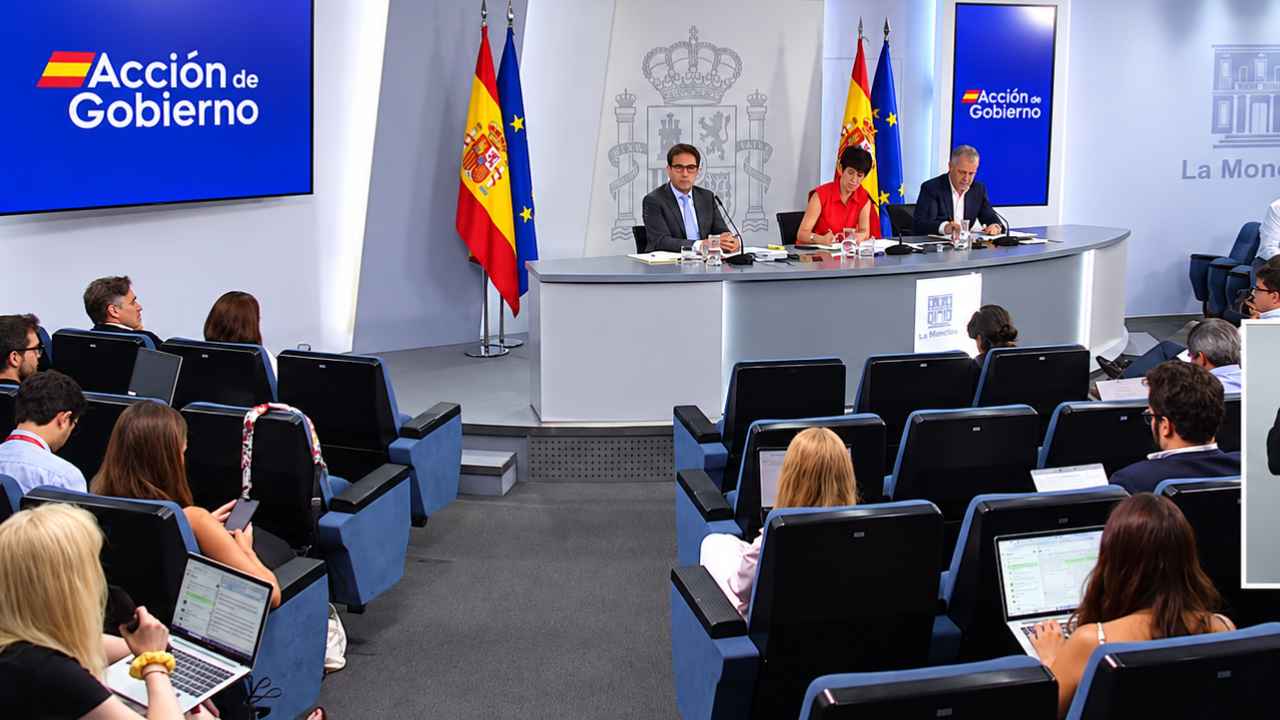 Rueda de prensa del Gobierno de España en el Palacio de La Moncloa