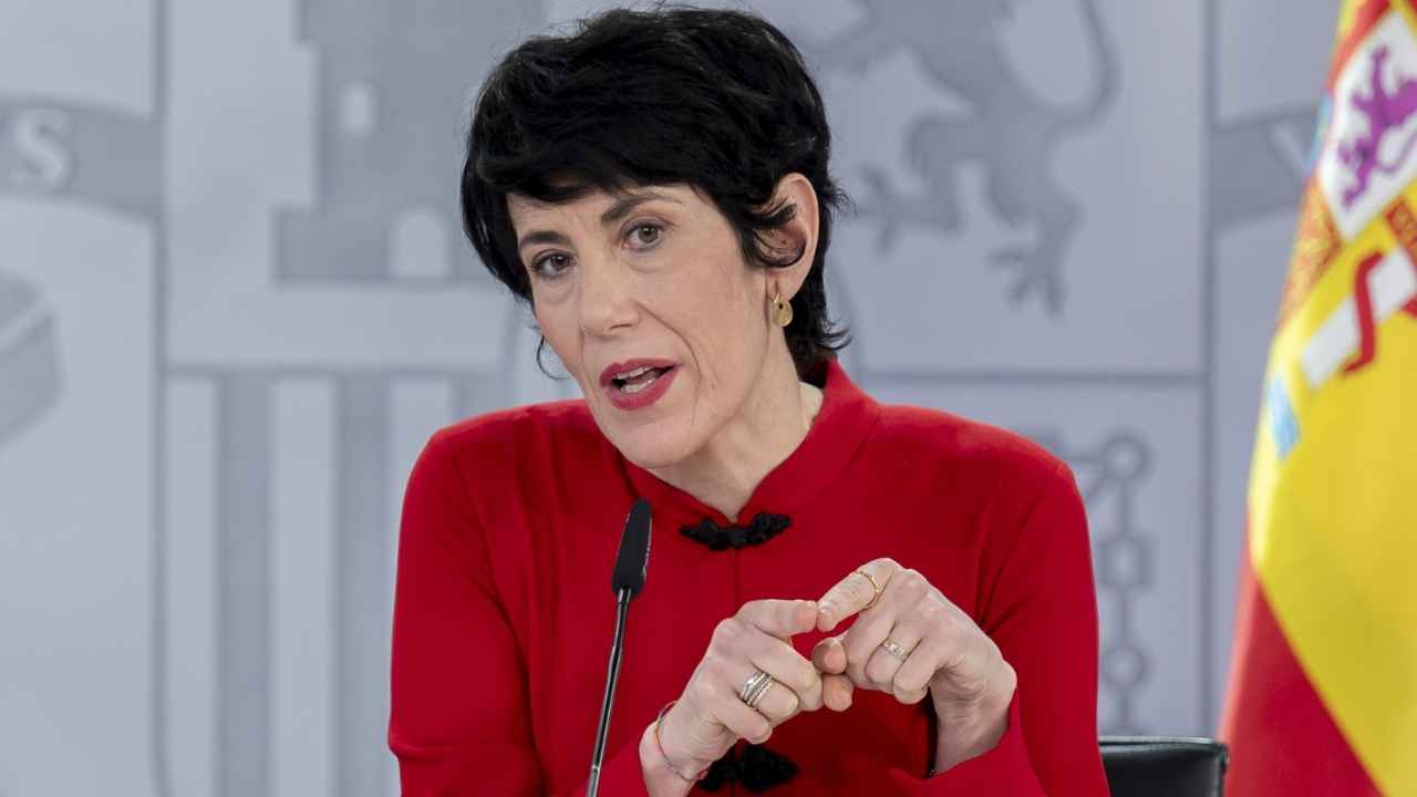 Responsable del Gobierno de España durante una comparecencia sobre Seguridad Social y pensiones