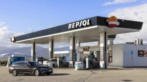 Llenar un depósito de diésel podría costar 12 euros más desde octubre