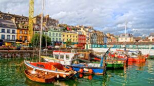 Irlanda busca educadores infantiles españoles y paga hasta 18 euros por hora